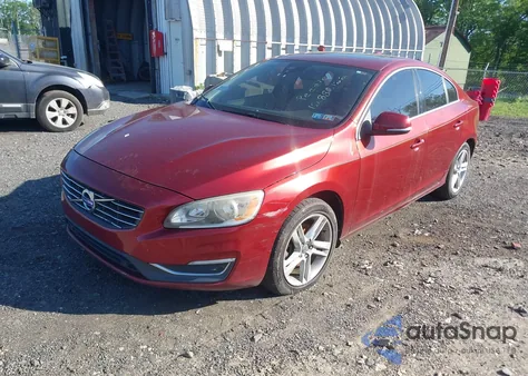 2015 Volvo S60 T5 Premier из США, поврежденный, VIN YV126MFK3F1344944